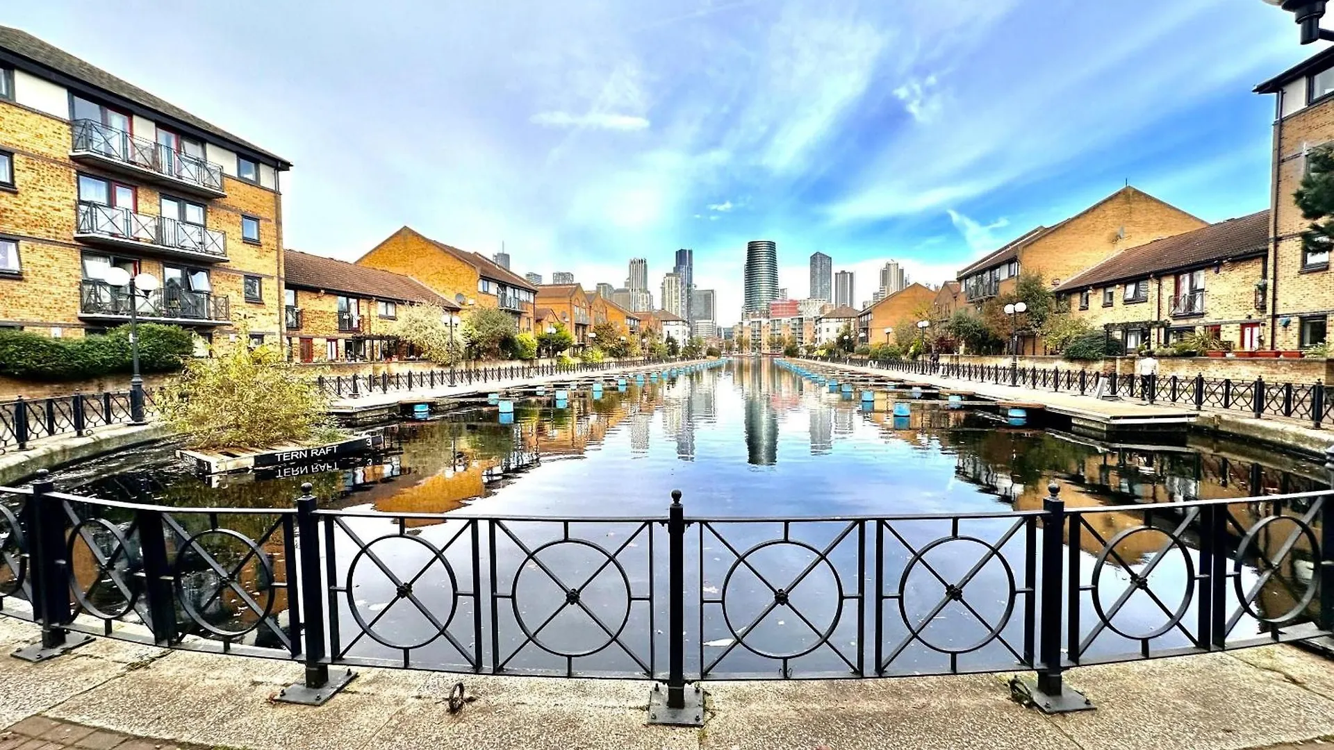 Cosy One Bedroom Apartment - London Docklands